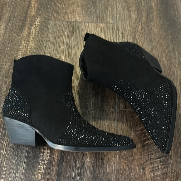Jessica Simpson cowgirl booties - Picture 5 of 11